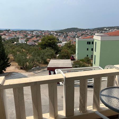 Apartmani Levarda Трогір Екстер'єр фото