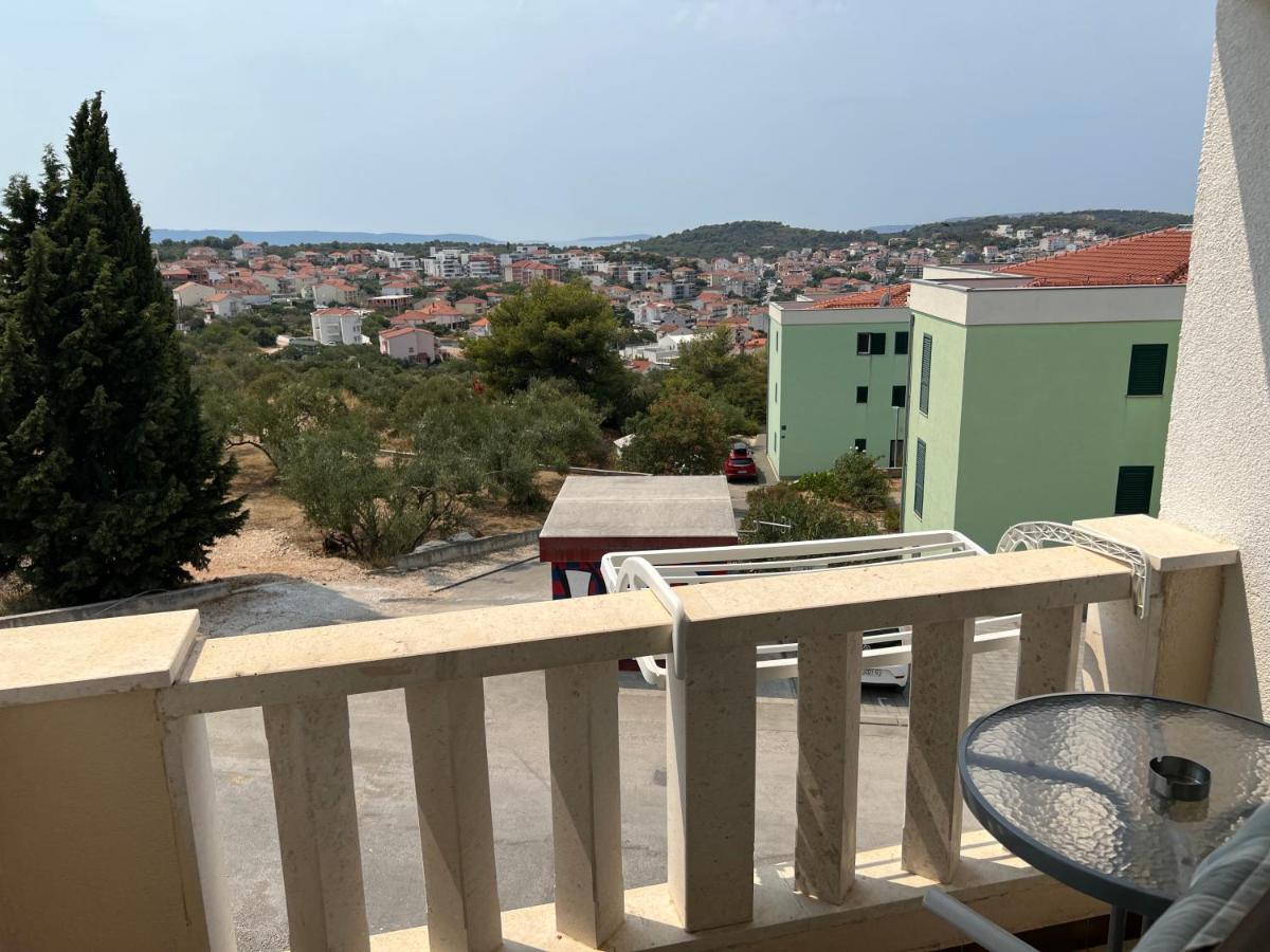 Apartmani Levarda Трогір Екстер'єр фото