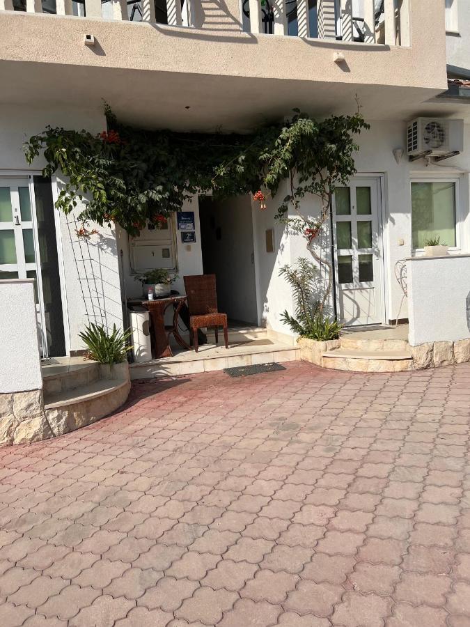 Apartmani Levarda Трогір Екстер'єр фото